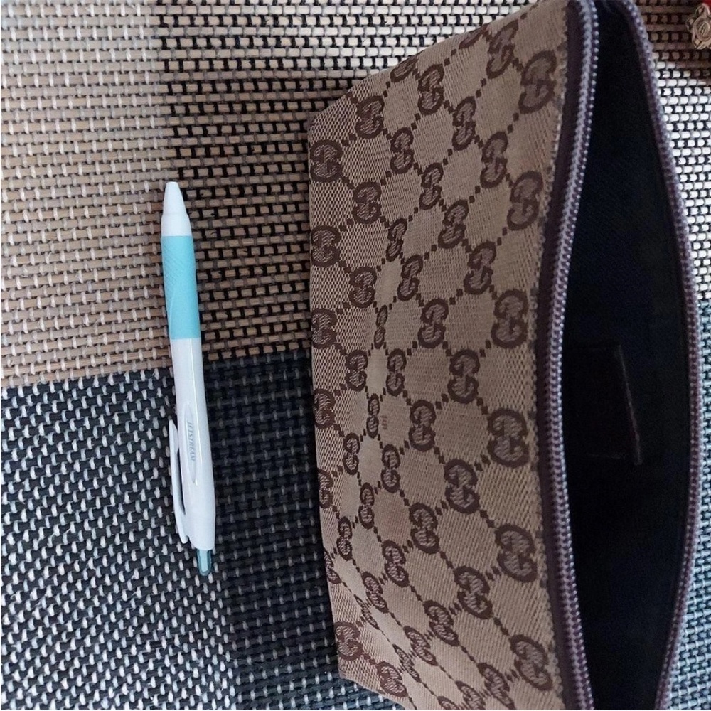 Gucci Dark Green Fabric Interior - Picture 3 of 7